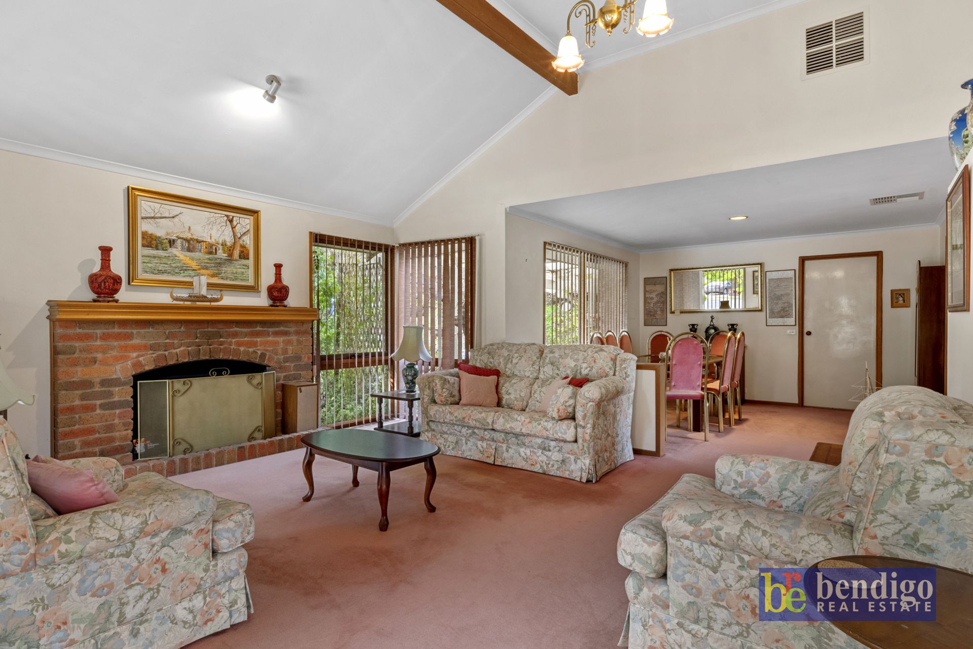 14 Boronia Crescent Strathdale VIC, Strathdale - Thumbnail 2