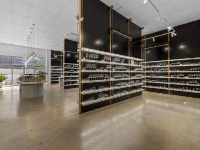 RARE DOGGETT STREET OFFICE/SHOWROOM - 9 CARPARKS!!