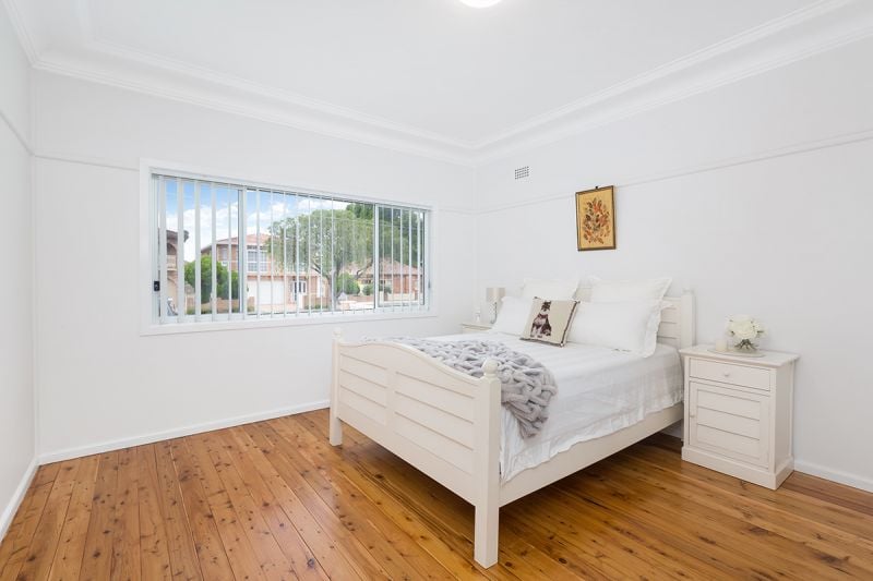83 Scarborough Street, MONTEREY, Monterey - Thumbnail 4