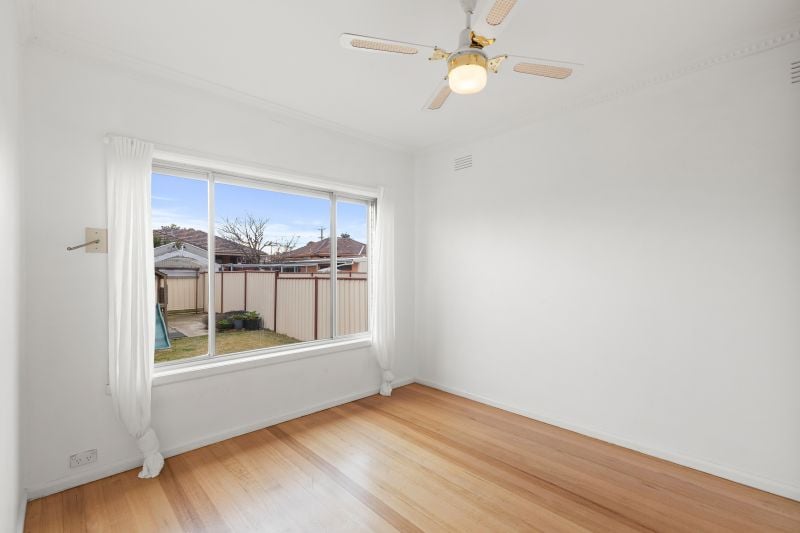 32 Nebel Street, Lalor