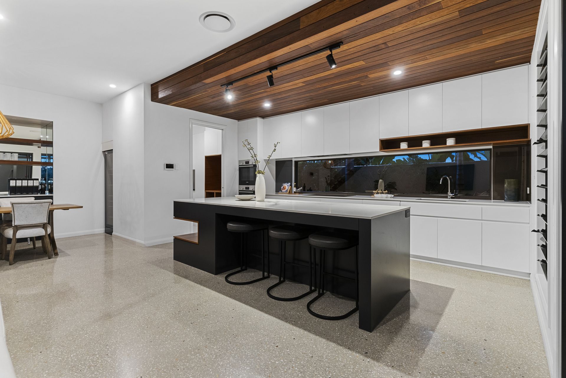 70 Serenity Boulevard, Helensvale QLD 4212, Helensvale - Thumbnail 6