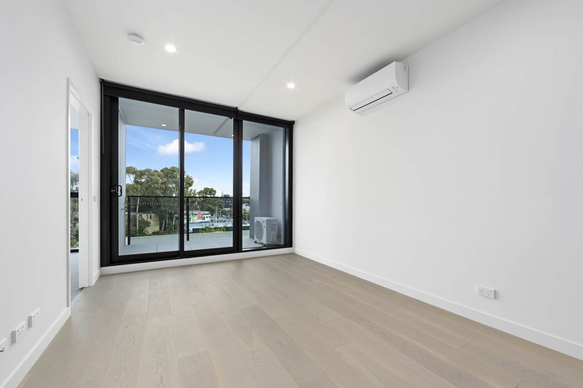 406/39 Park Street, South Melbourne - Thumbnail 7