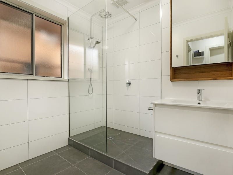 Well-Located Two-Bedroom Unit in the Heart of Thornbury