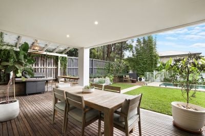 Warriewood 17 Watergum Drive
