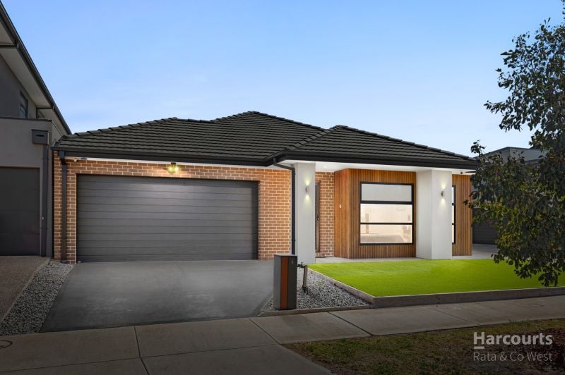 4 Scatter Road, Fraser Rise