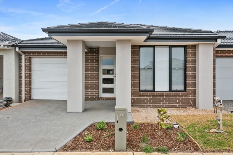 19 Delhi Grove, Rockbank