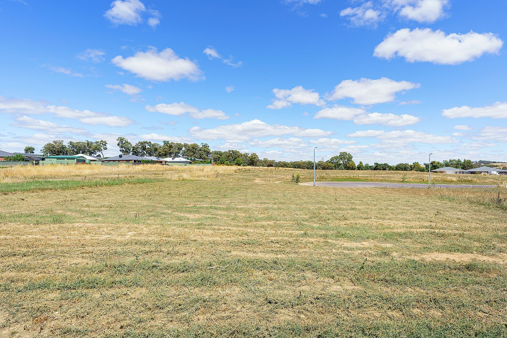 17 Banksia Court, Campbells Creek - Thumbnail 6