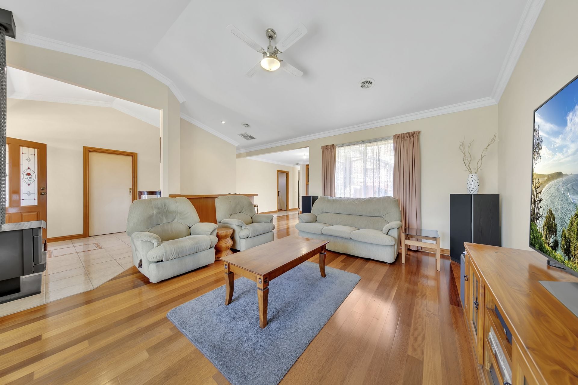 A Practical Family Friendly Option With Side-Access