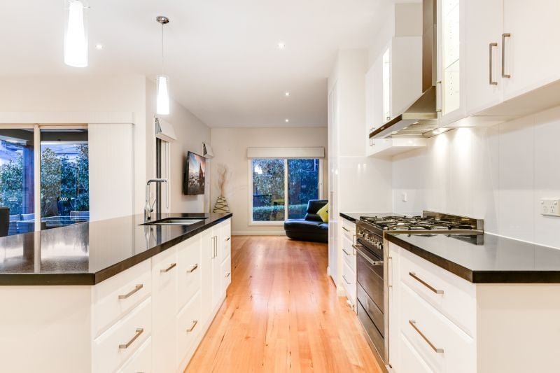 2 Rockbank Court, South Morang