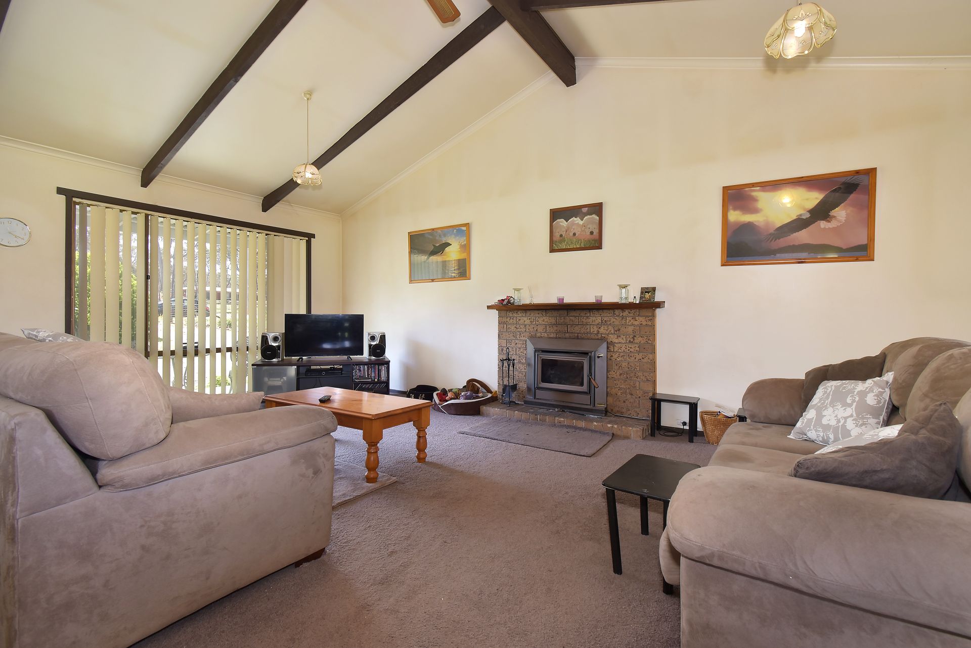 44 Menzies Drive, Daisy Hill, Daisy Hill - Thumbnail 3