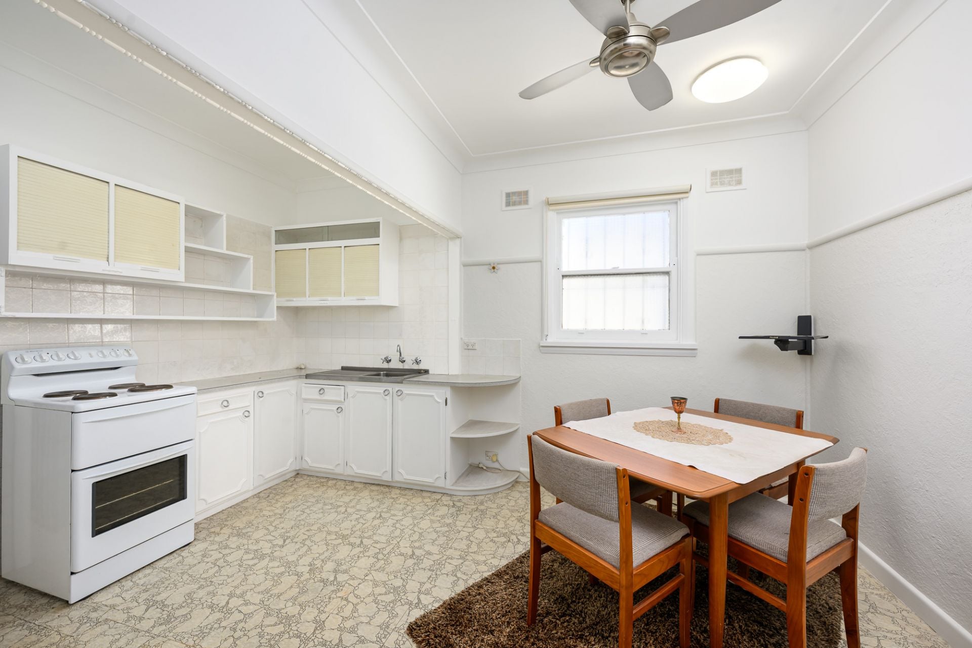 9 Hydrae Street Revesby NSW, Revesby - Thumbnail 4