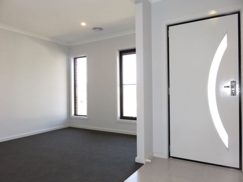 16 Liddiard Way, Mickleham