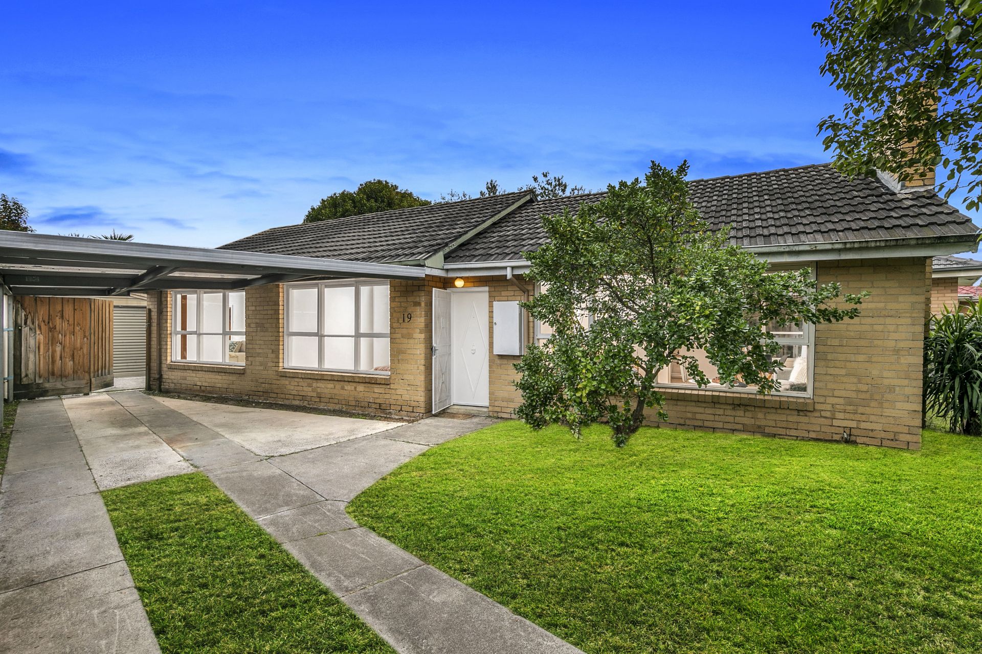Charming Home, Convenient Location