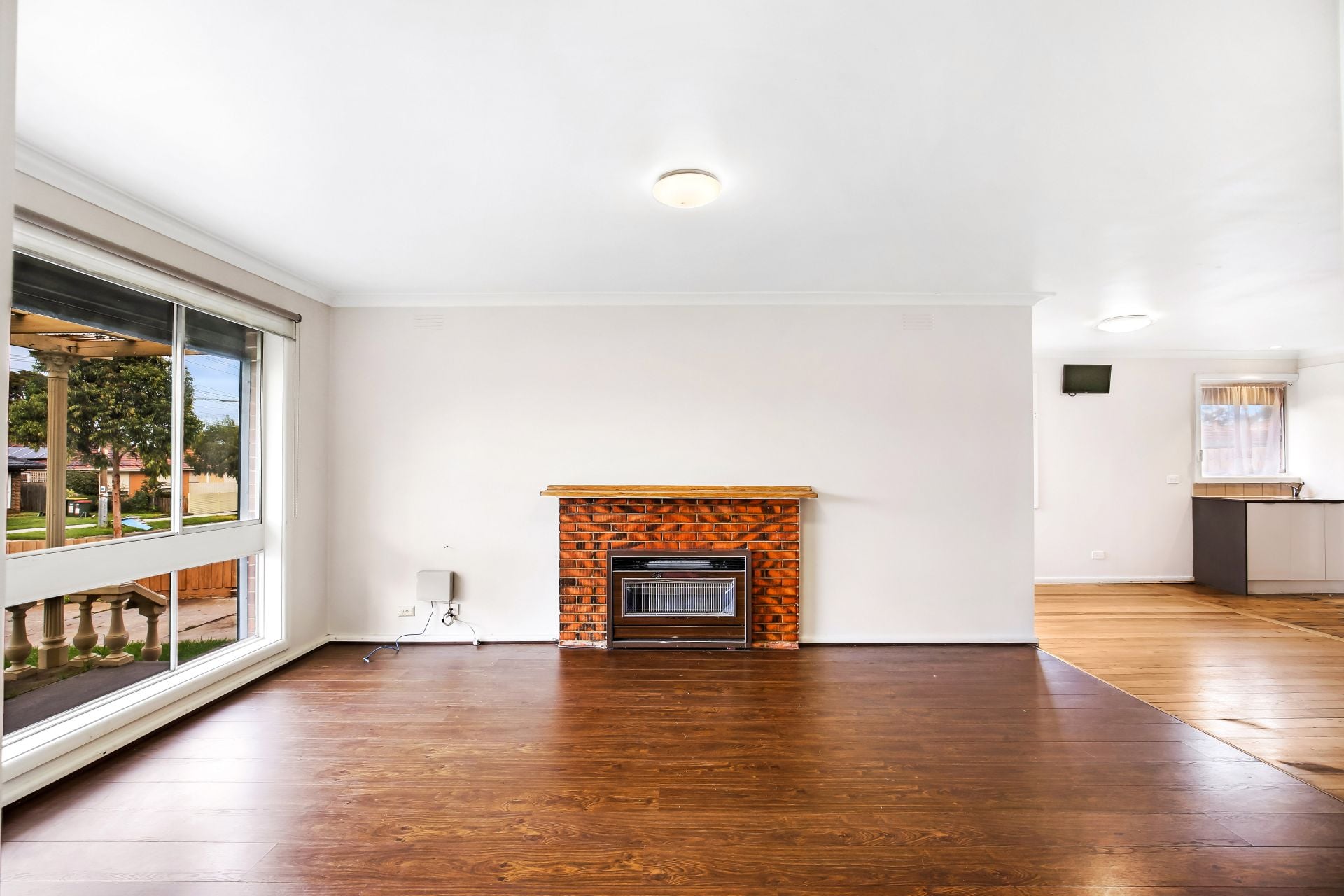 Spacious & Inviting 3-Bedroom Family Home