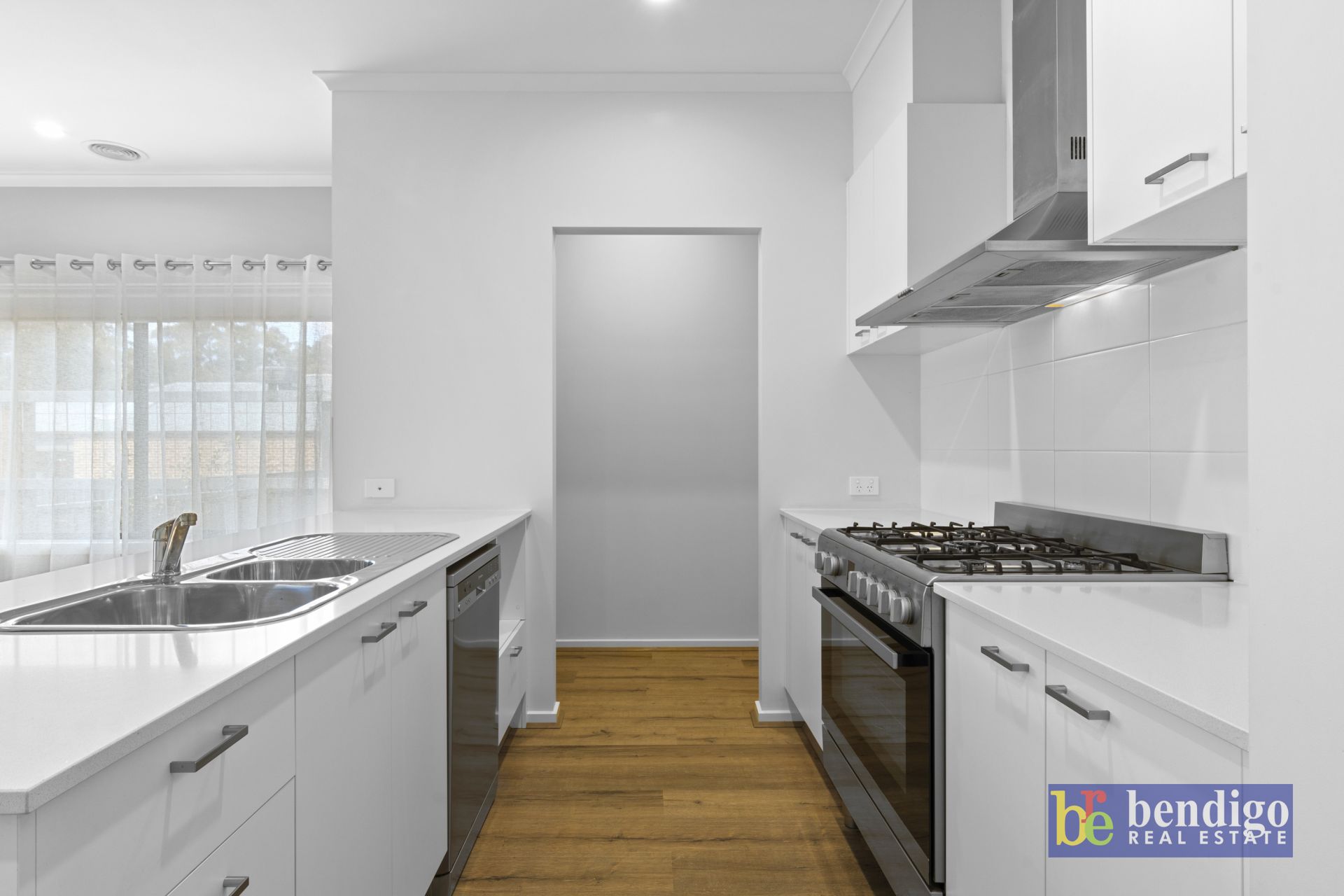 57 Phillis Street Kangaroo Flat VIC, Flat - Thumbnail 3