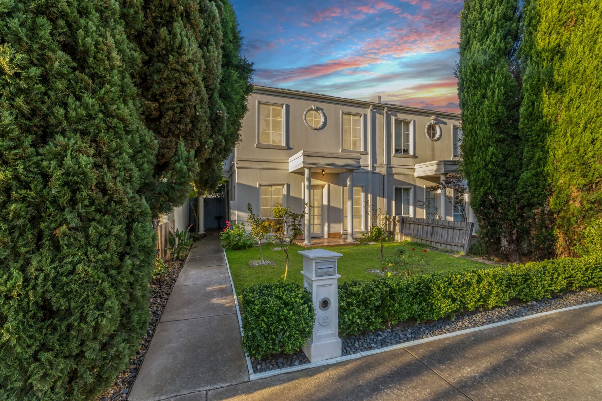 Effortless Living In A Beautiful Setting