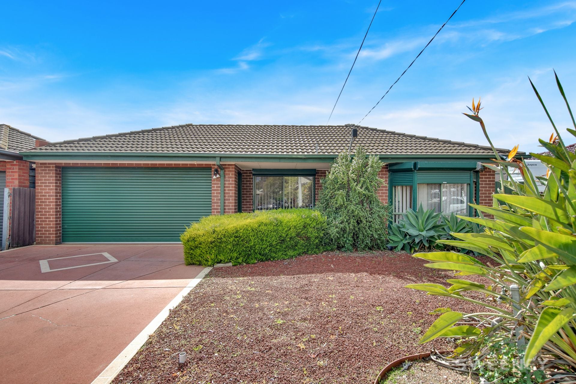 6 Groome Court, Altona Meadows - Thumbnail 2