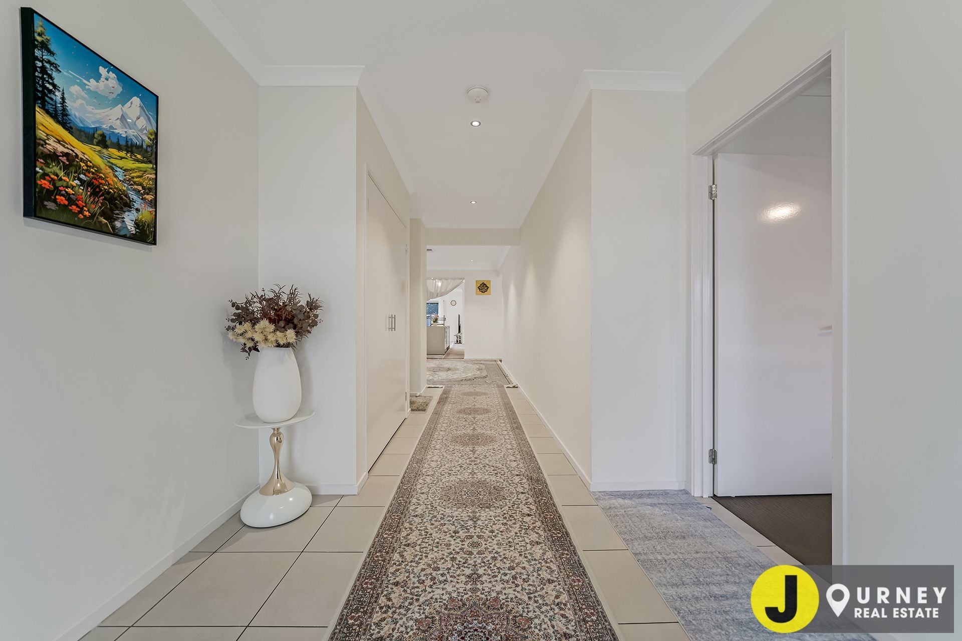 4 Dellinea Street, Cranbourne North VIC, Cranbourne North - Thumbnail 5