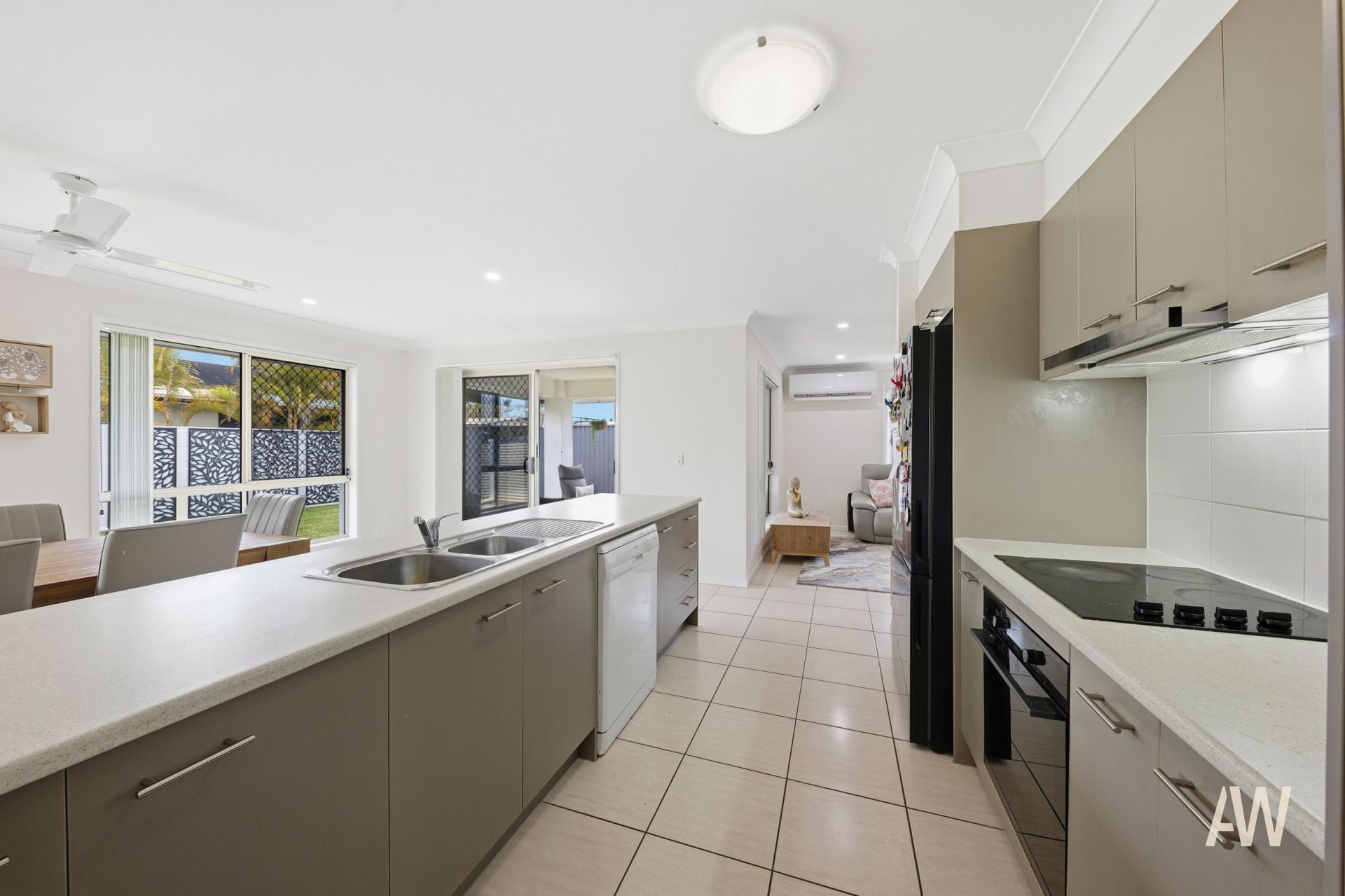 14 Latimer Crescent Sippy Downs QLD, Sippy Downs - Thumbnail 7