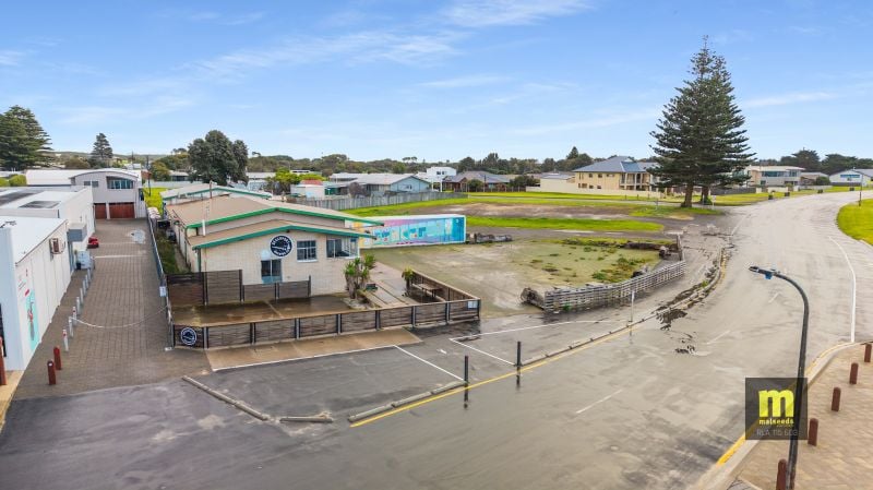 7 & 9 Beach Road Beachport SA, Beachport - Image 1