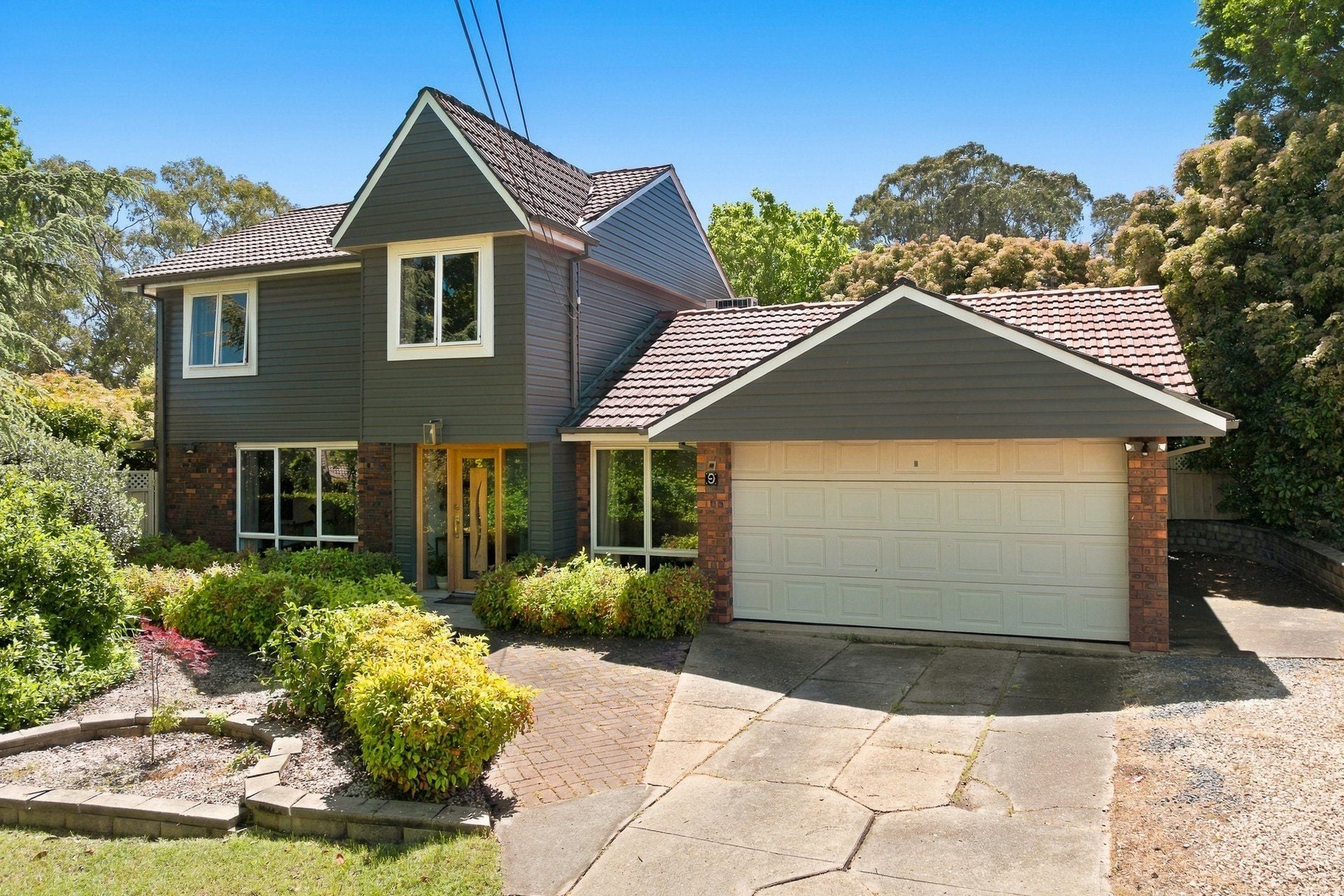 9 Eungella Place, Orange - Image 1