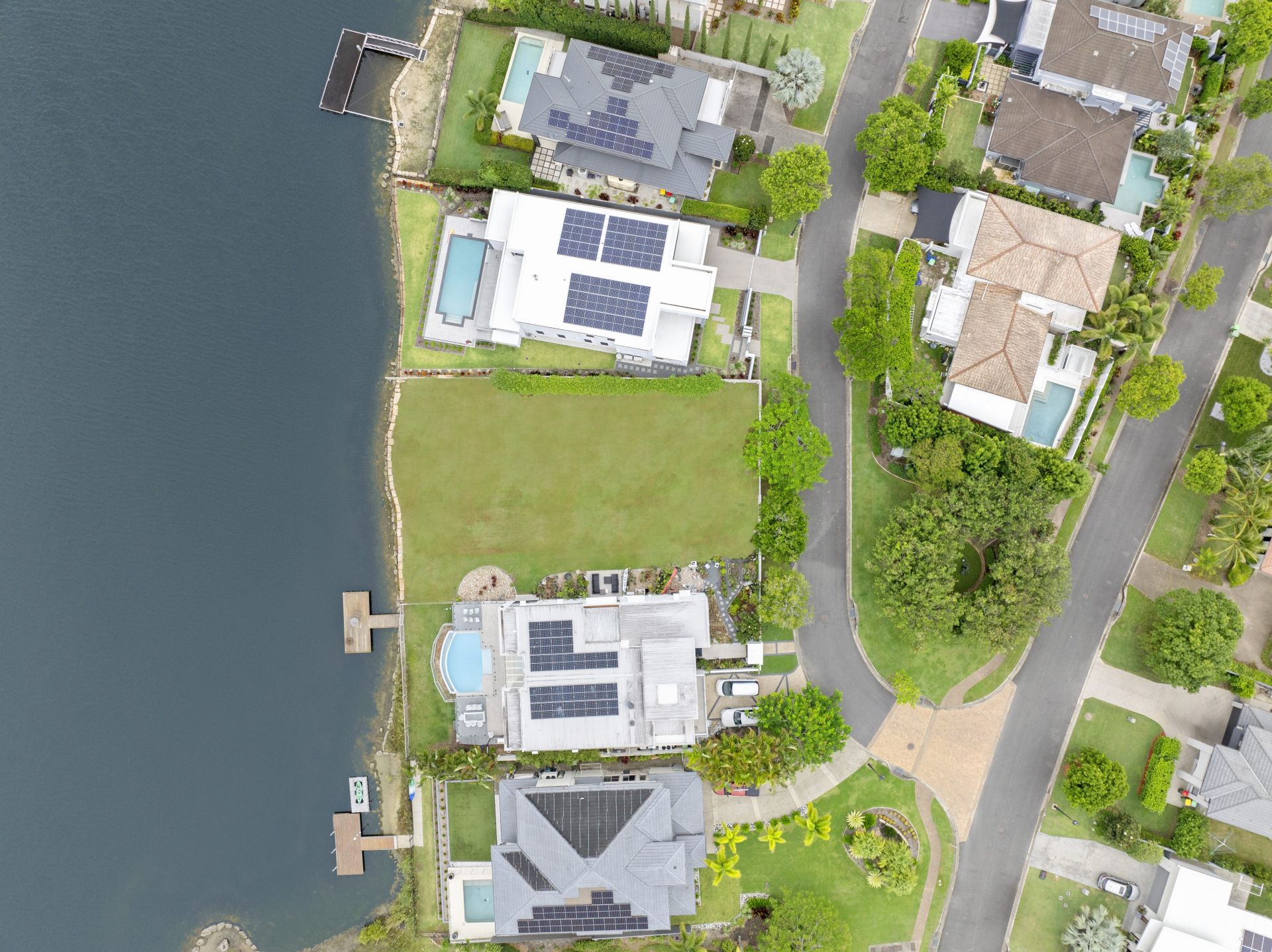 28 Pearl Beach Drive, Helensvale QLD 4212, Helensvale - Thumbnail 5