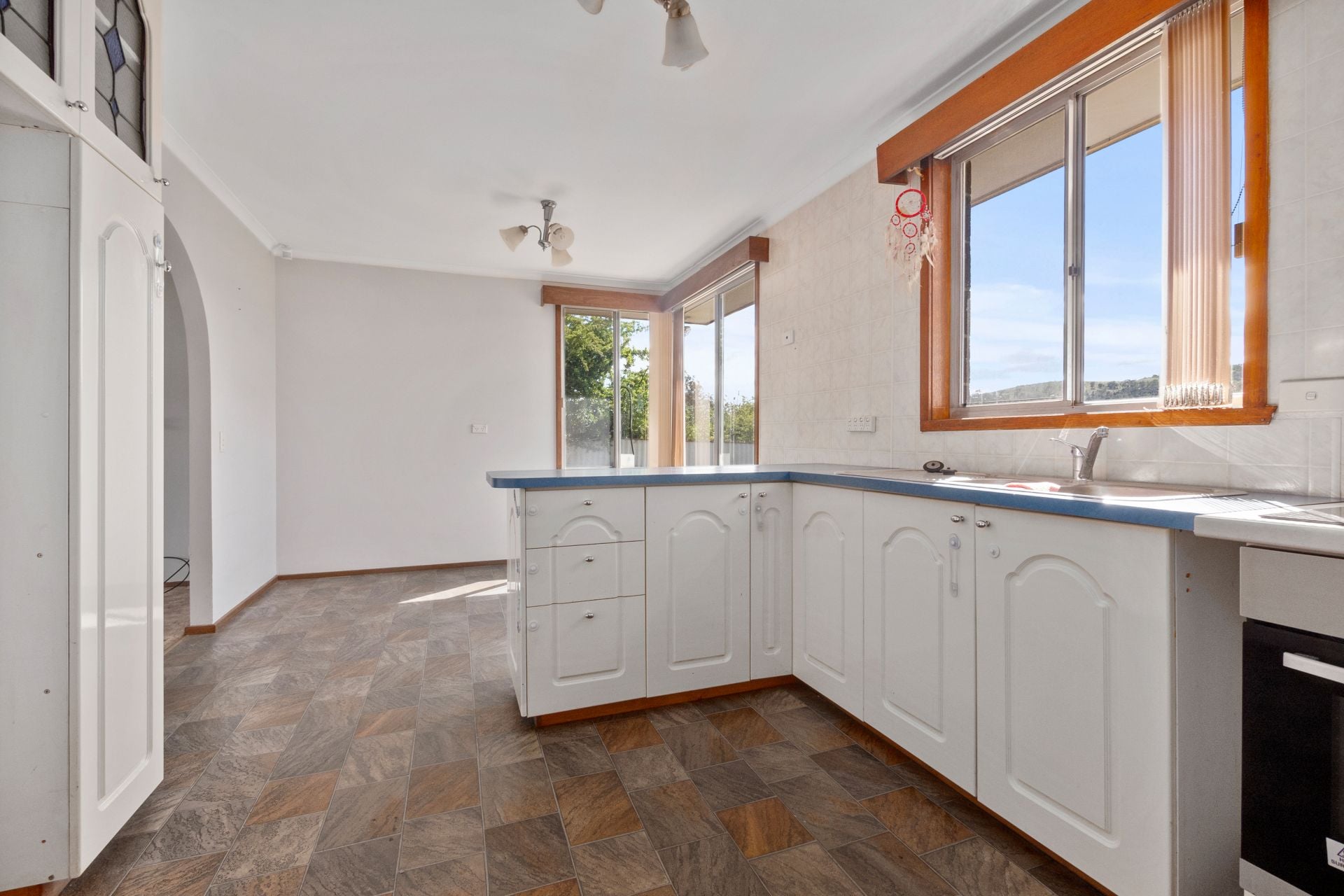 42 Walker Crescent Bridgewater TAS, Bridgewater - Thumbnail 6