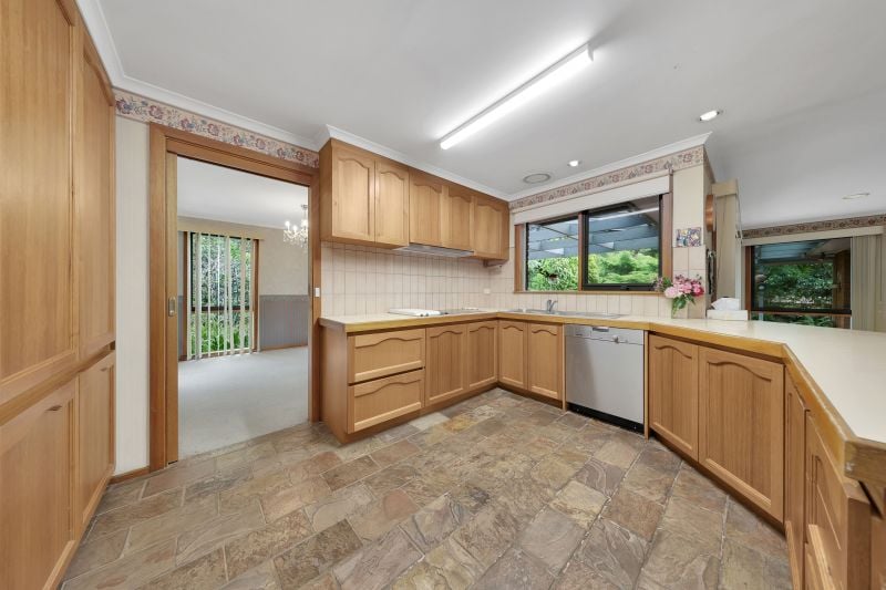 179 St Helena Road, Greensborough