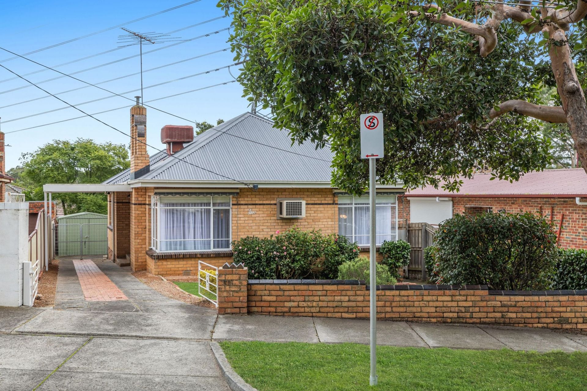 Art Deco Charm with Modern-Day Comfort