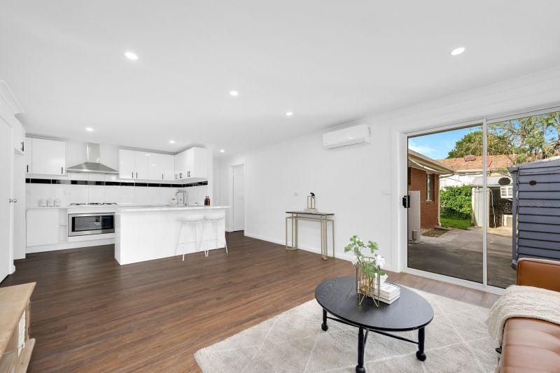 303 Oriel Road, Heidelberg West