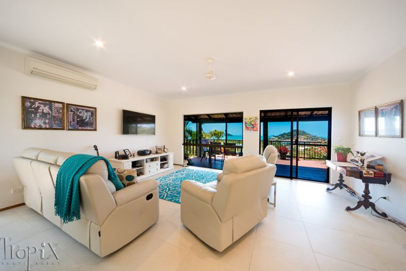 24 Country Road Cannonvale QLD, Cannonvale - Thumbnail 2