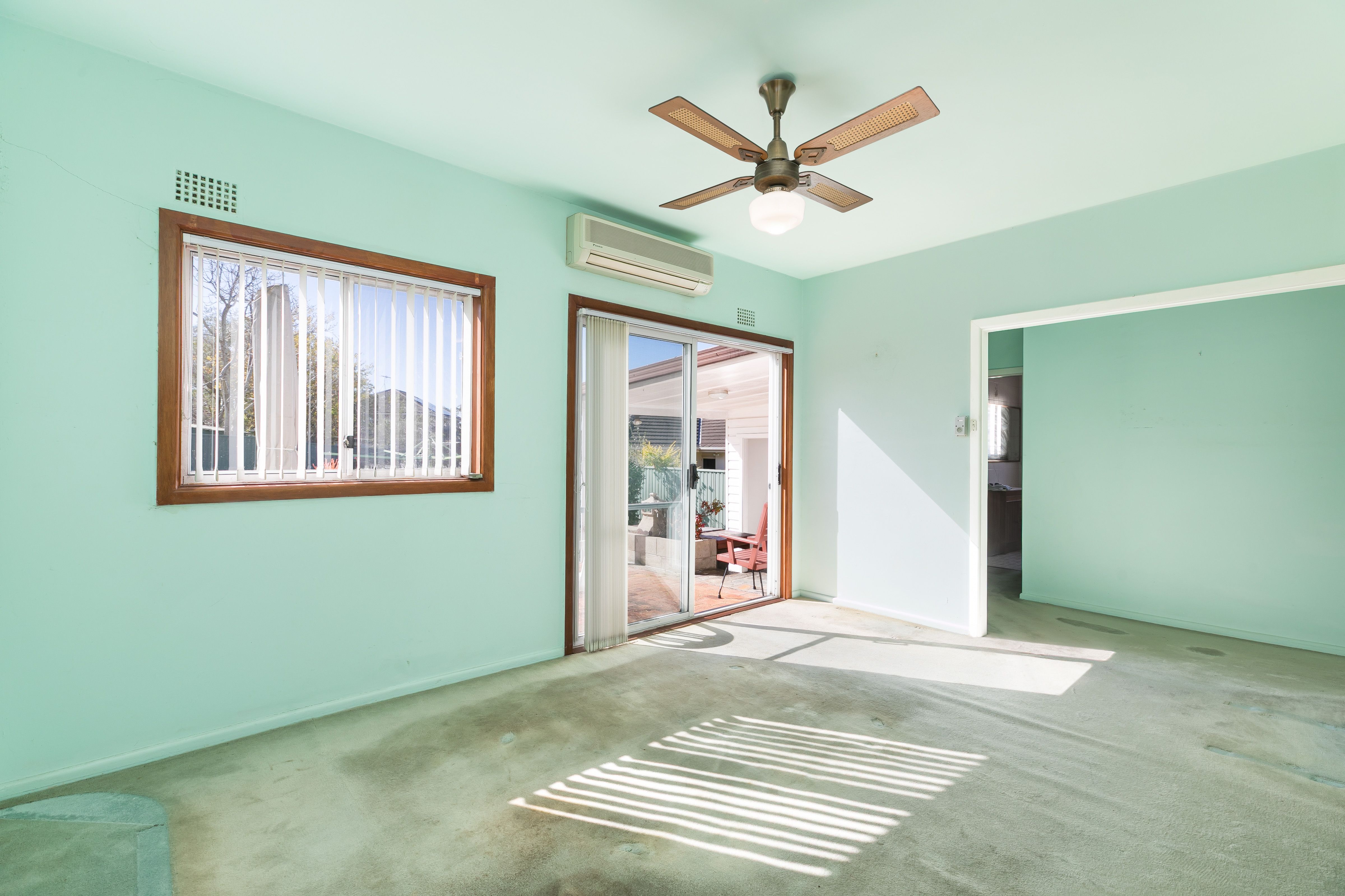 79 Crescent Road CARINGBAH SOUTH 2229