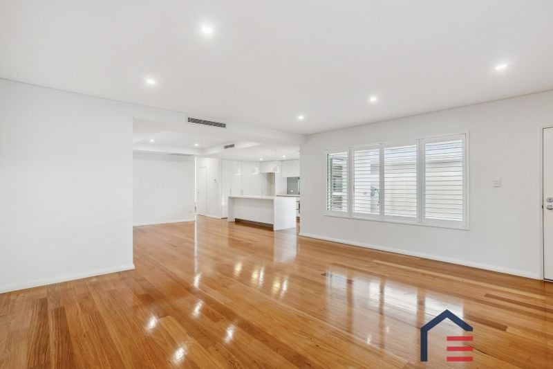 9 Emerald Way, Carine