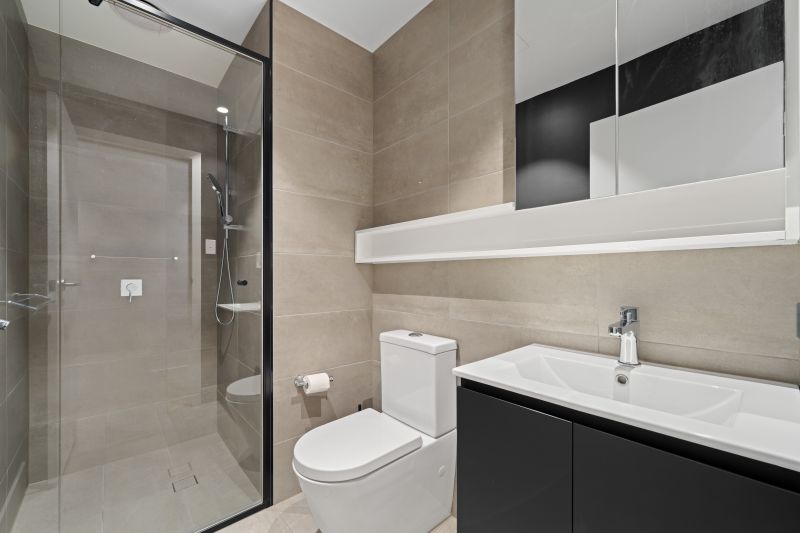 Modern Urban Living I Prime Position Moments from Ed.Square & Station