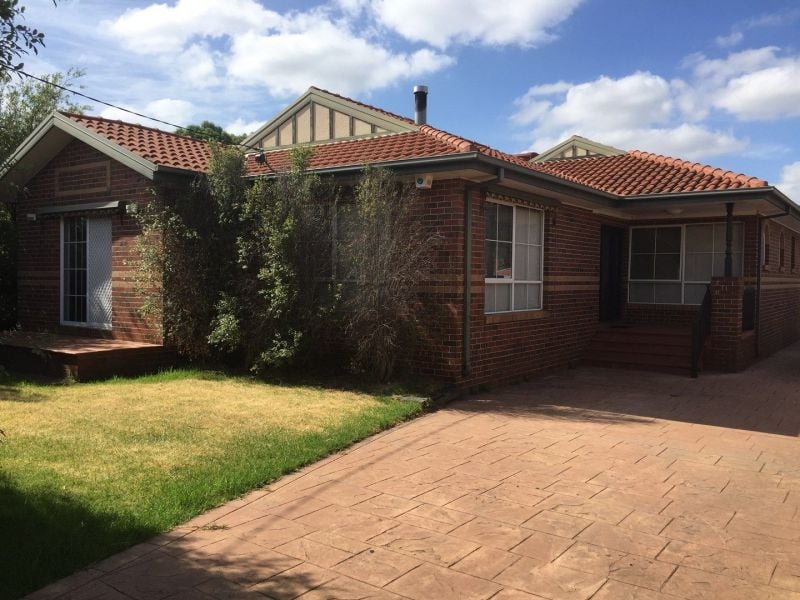 155 Mahoneys Road, Reservoir