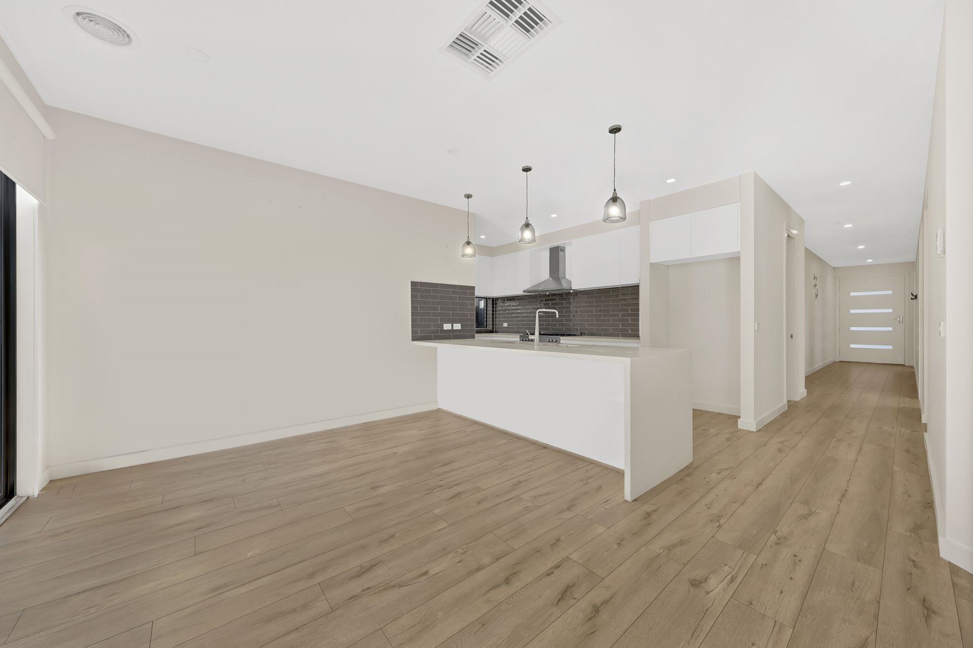 Comfortable Living with Easy Access to Local Amenities!