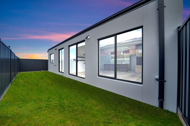 15 Aherlow Road, Beveridge