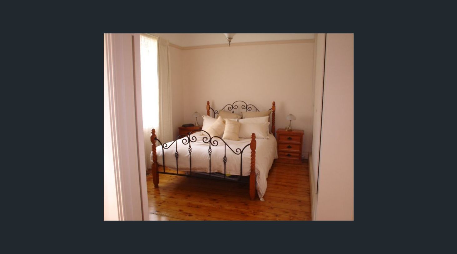 Beautifully Presented Family Home in a Prime Location