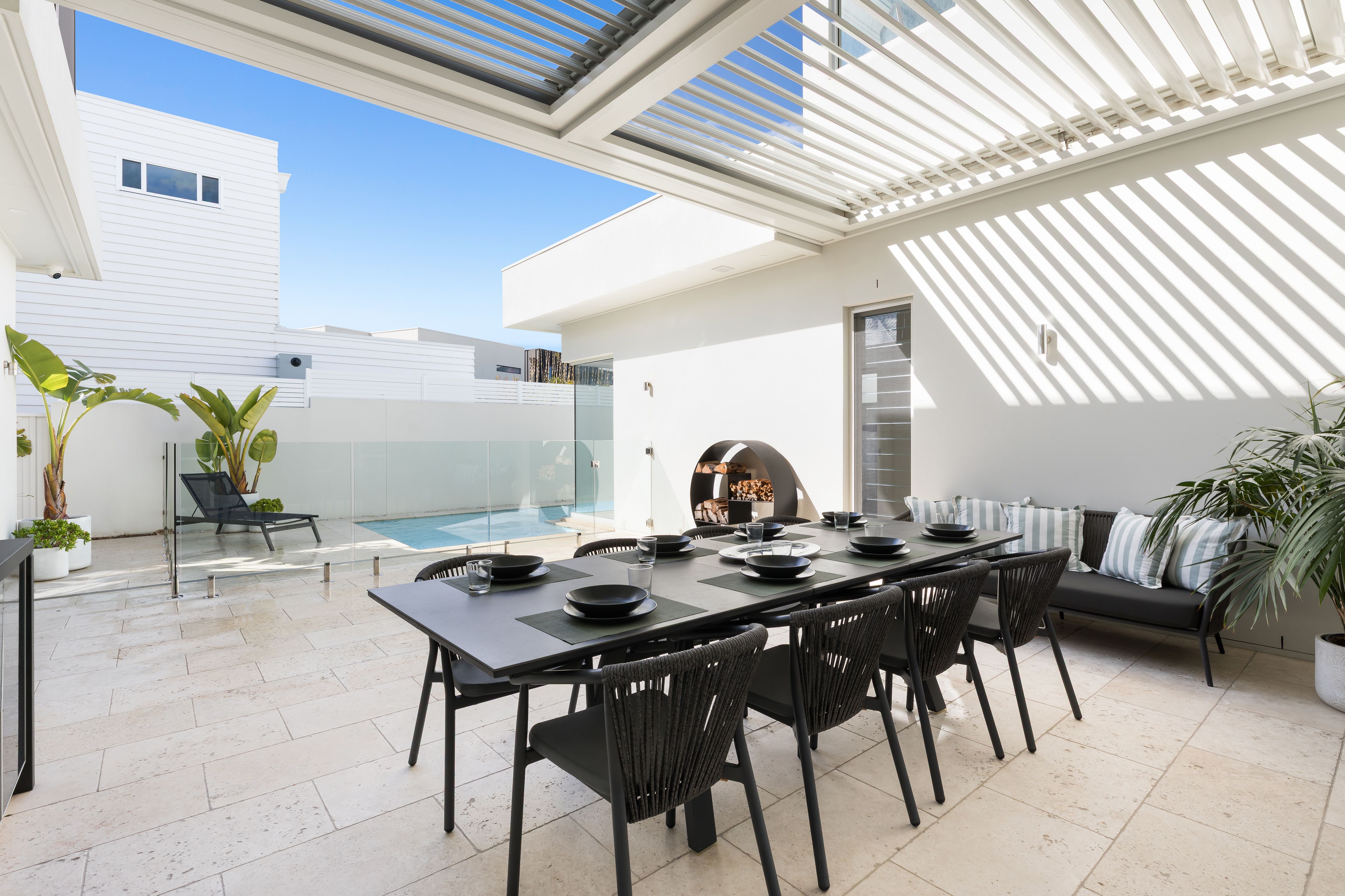 1 Shorebird Pde GREENHILLS BEACH 2230