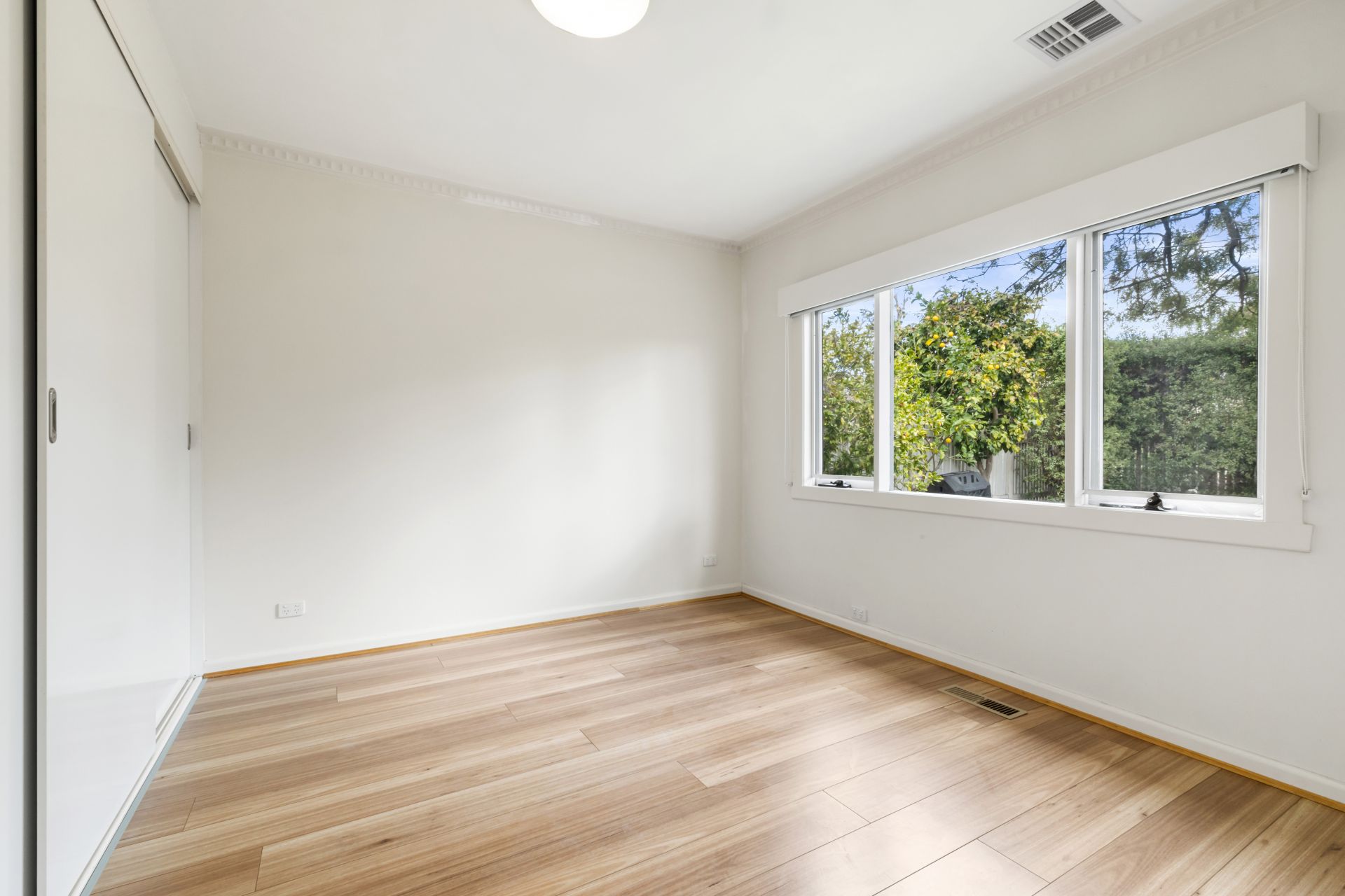 Charming Weatherboard Home in a Prime Heidelberg Location