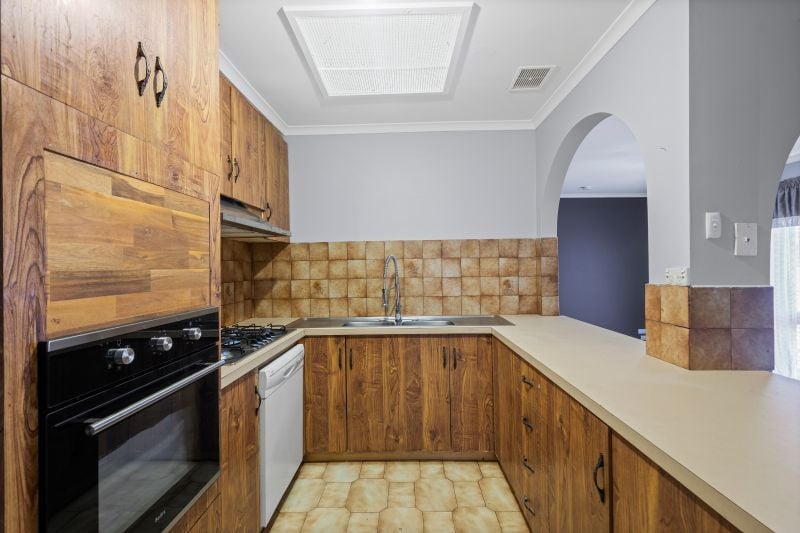 187 Edgars Road, Thomastown