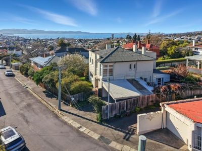 Dynnyrne 1A Kendrick Court