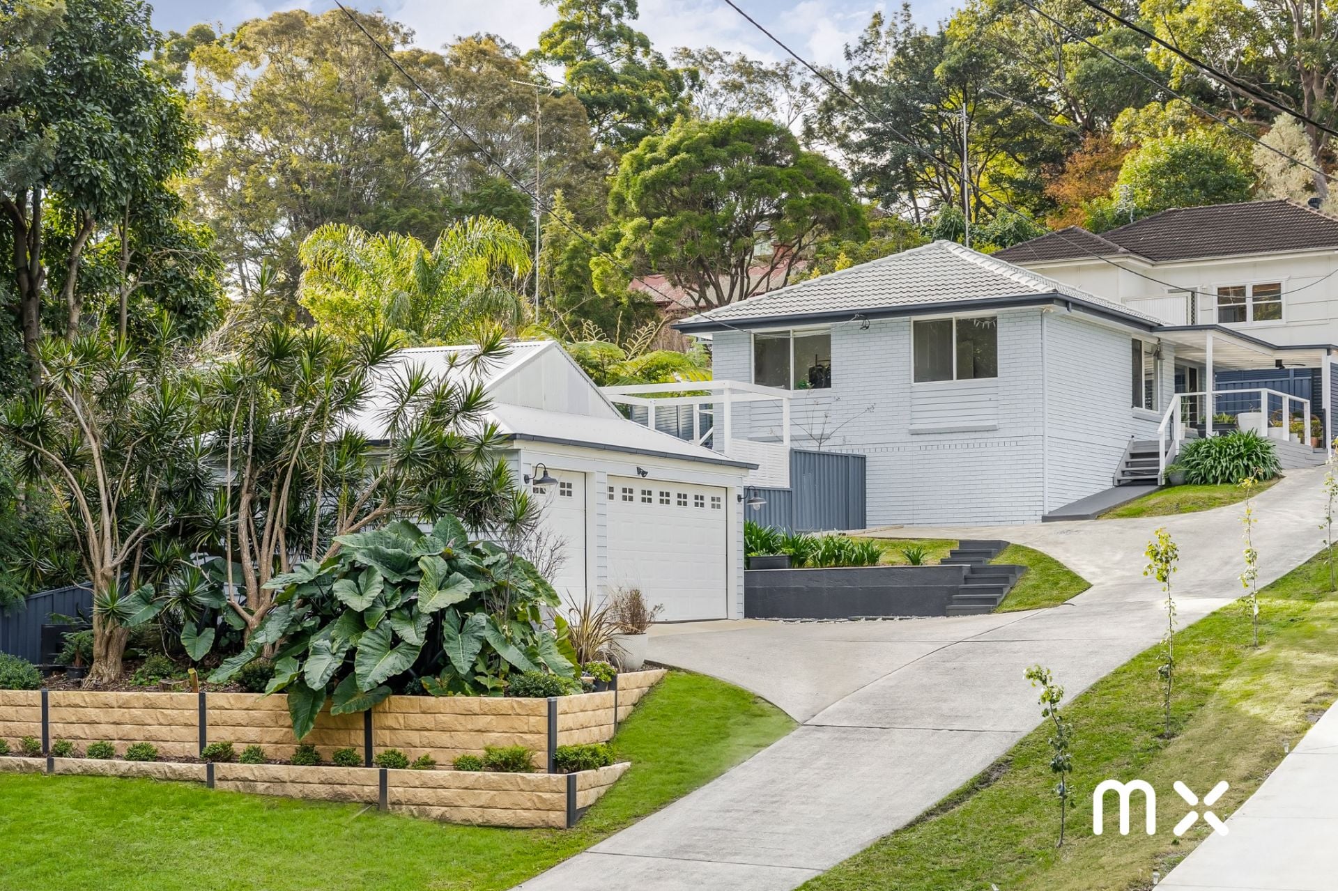 42 Robertson Street, Coniston - Image 1