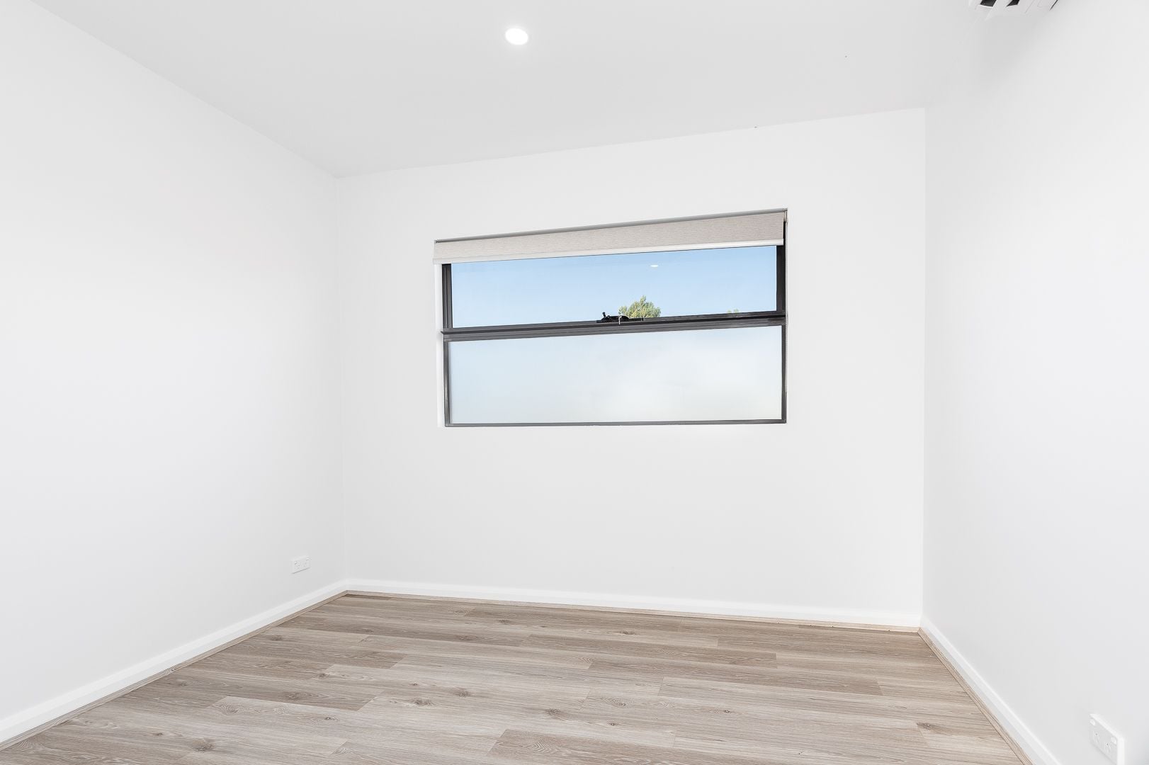 BRAND NEW 2 BEDROOM TOWNHOUSE
