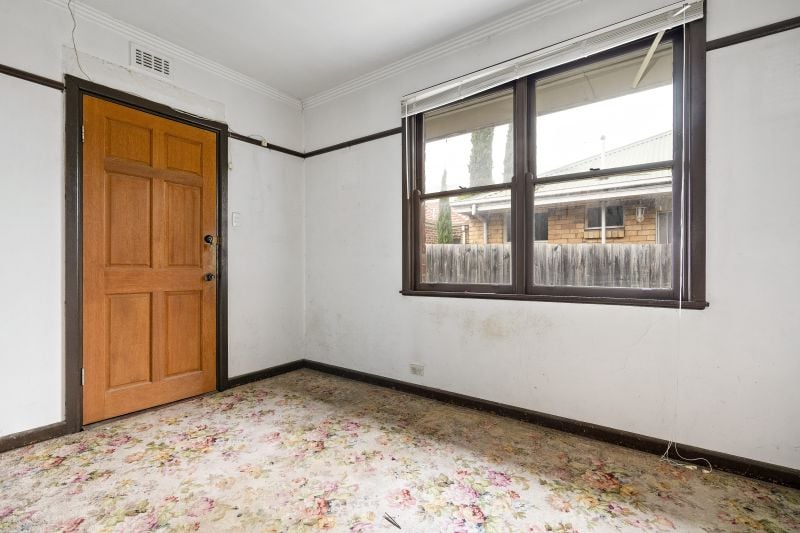 32 McEwan Road, Heidelberg Heights