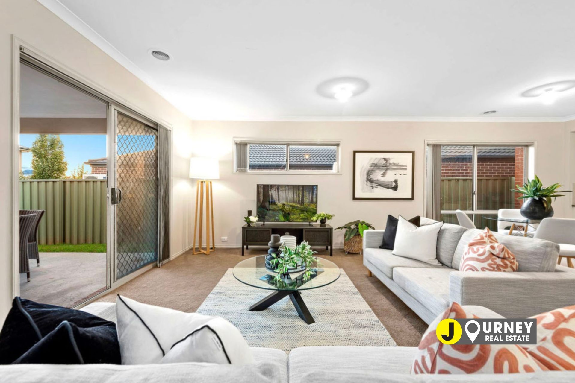 8 Moore Mews, Pakenham VIC, Pakenham - Thumbnail 4