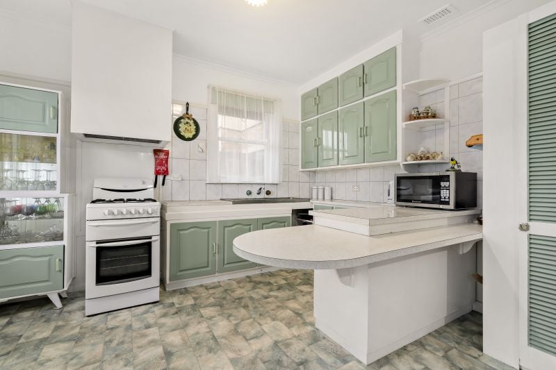 224 Albert Street, Reservoir