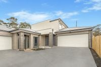2/397 Hull Road, Mooroolbark VIC