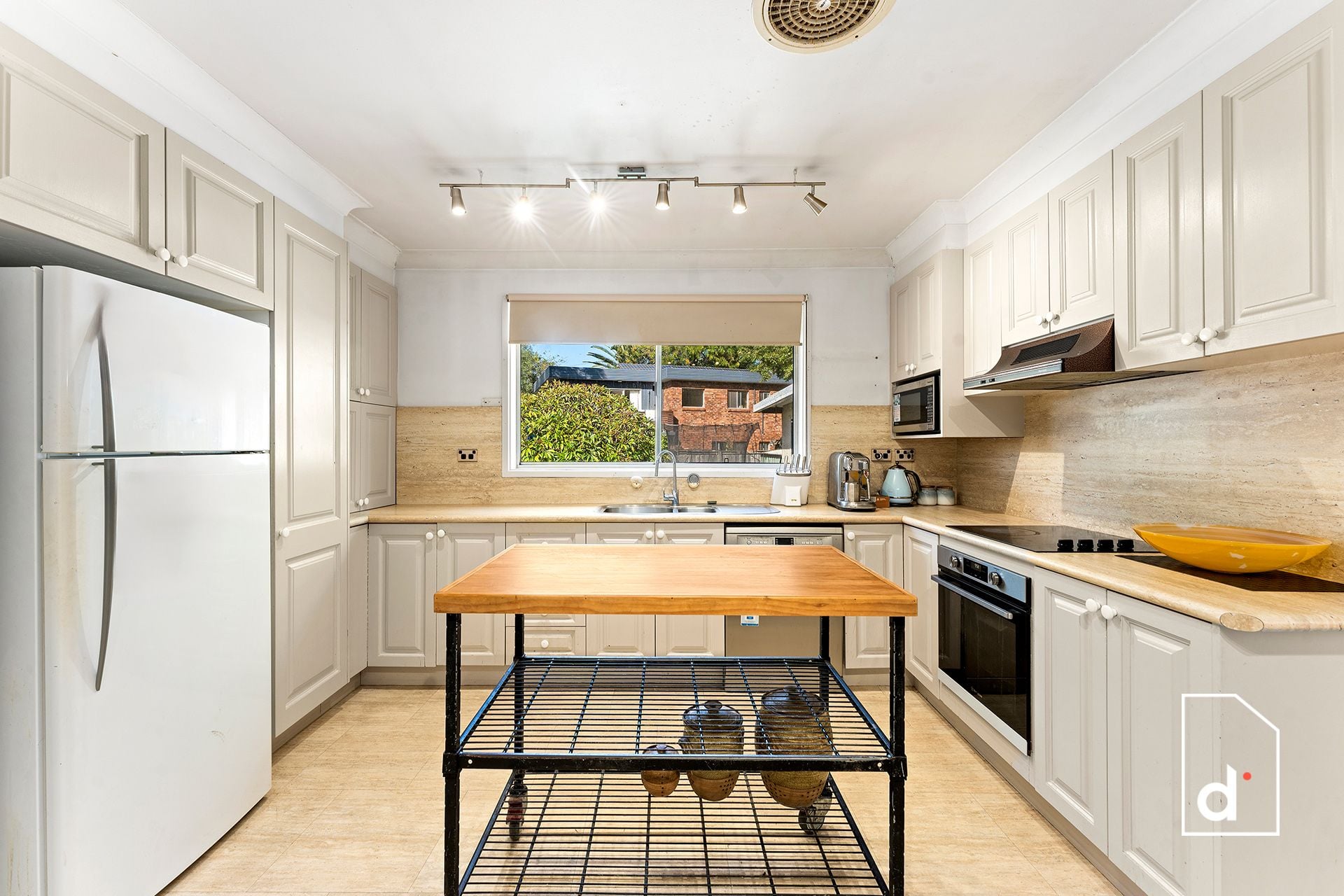 17 Harkness Avenue, Keiraville NSW
