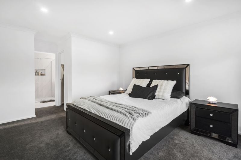 16 Cascade Crescent, Epping